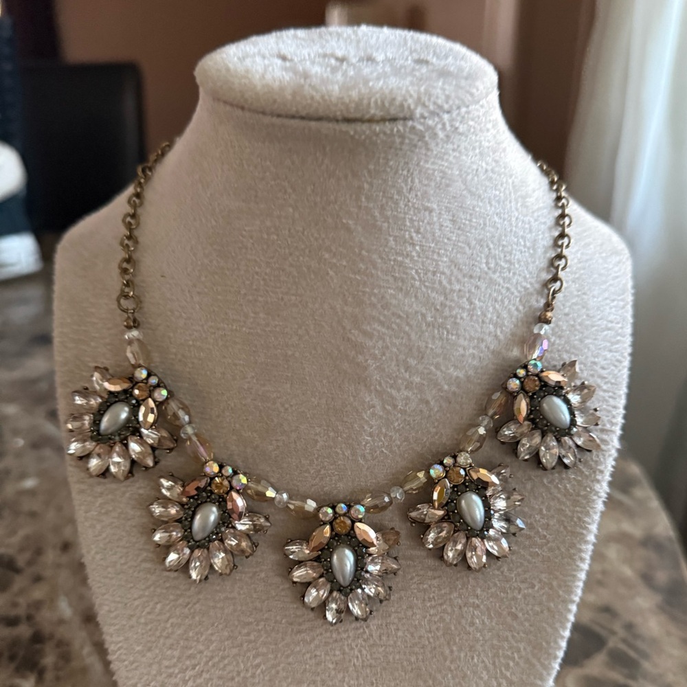 Elegant Gold and Silver Statement Necklace